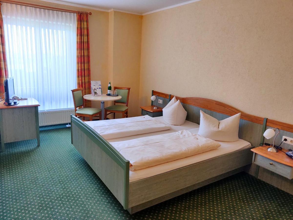 Hotel Neue Hoehe Klingenberg Exteriér fotografie